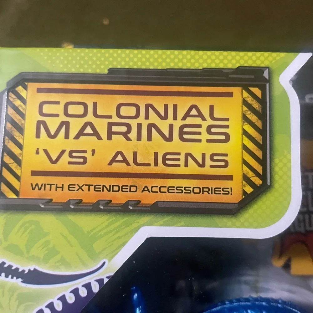 XENOMORPH SWARM Colonial Marines vs Aliens w/ Rover Bike Commando Walmart NEW